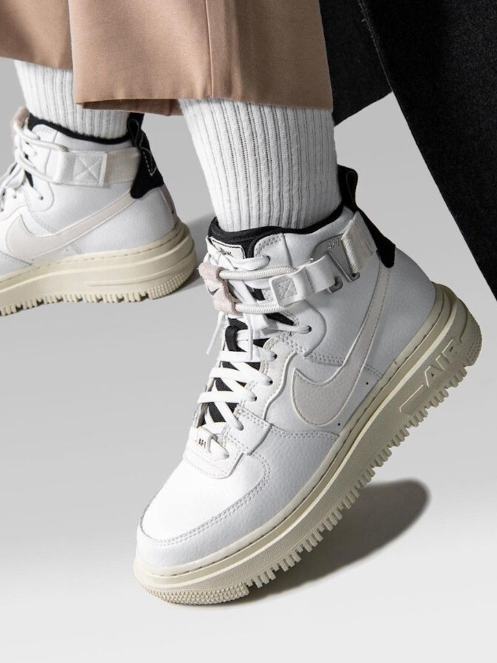 Nike Air Force 1 High Utility 2.0 "Summit White" sneakers Size US8/ EUR39